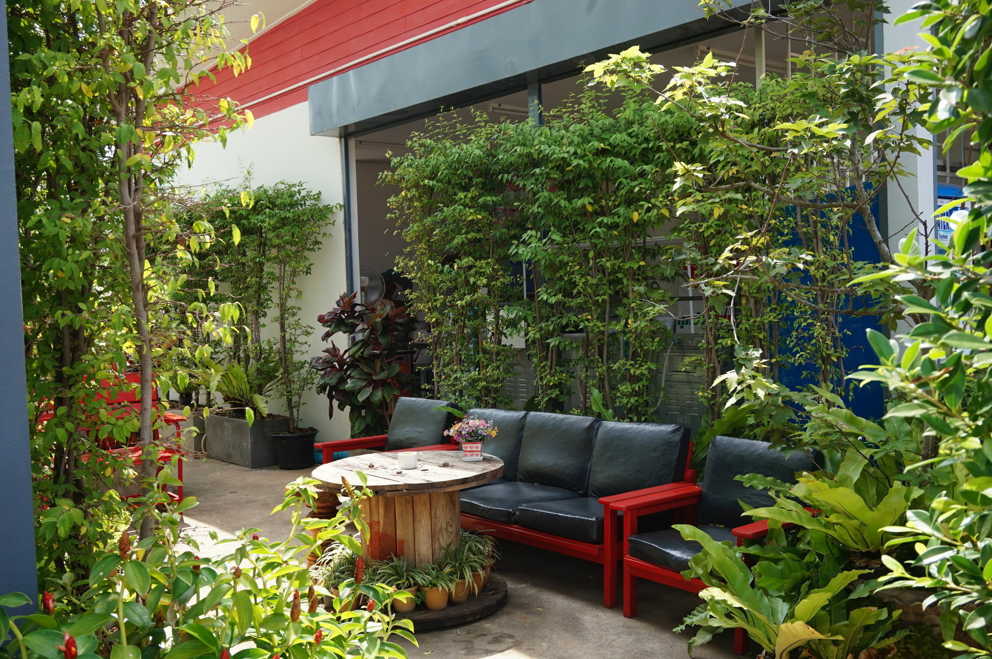 Honghub Sakon Hotel Sakon Nakhon Exterior photo